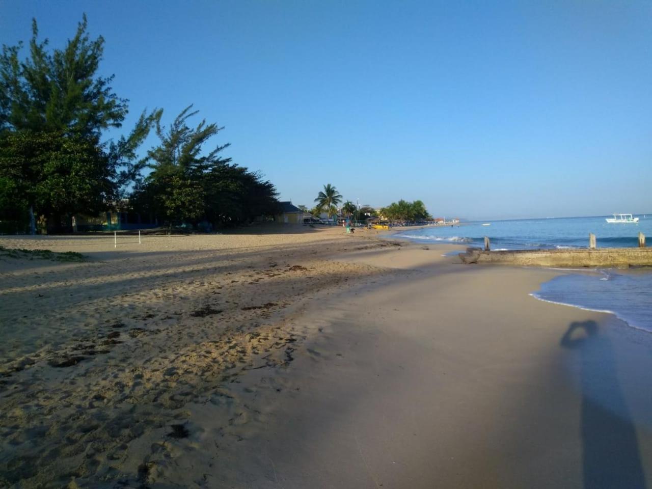 Modrians Bed & Breakfast Runaway Bay Exterior foto